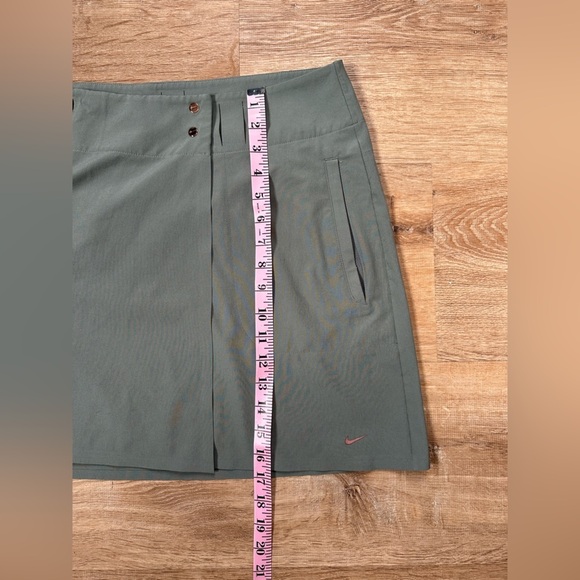 Nike Golf Dri-FIT Performance Wrap Mini Skirt | Women’s Size 8 - Picture 7 of 10